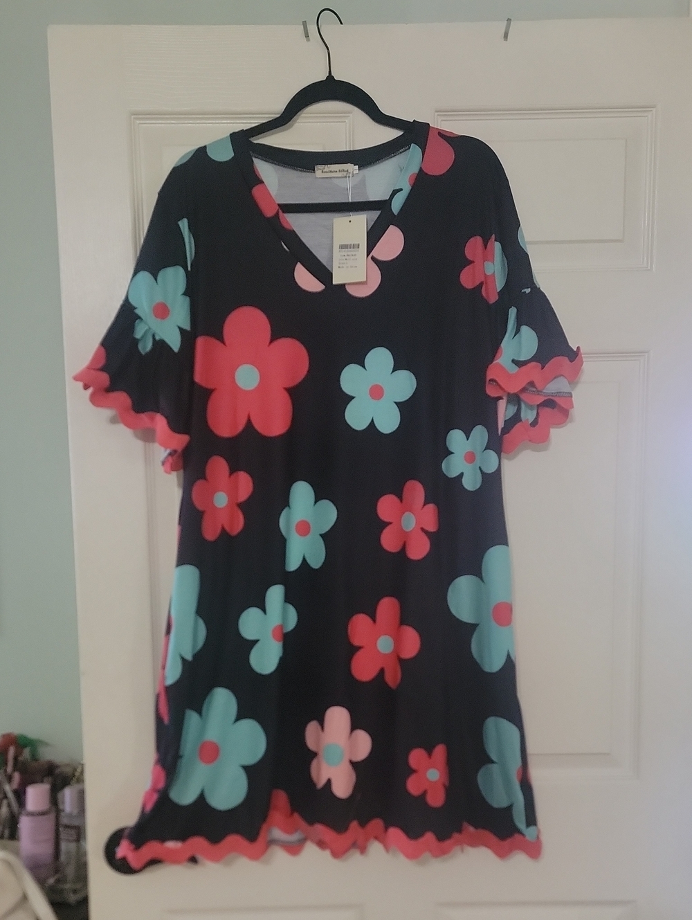 Black Floral Ruffle-Sleeve Casual Dress with Pink & Aqua Blooms